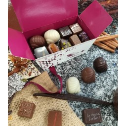 Ballotin de chocolats artisanaux fabriqués à Saintes