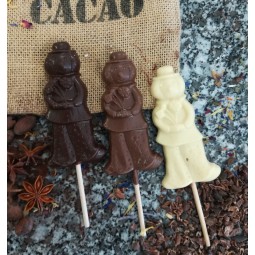 3 sucettes au chocolat
