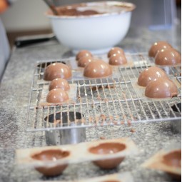 Atelier Chocolat Adulte à Saintes | Débutant | La Chocolat'hier